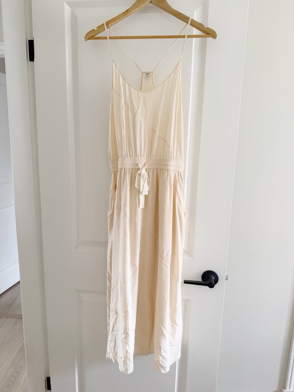 Wilfred Spaghetti-Strap Maxi Dress